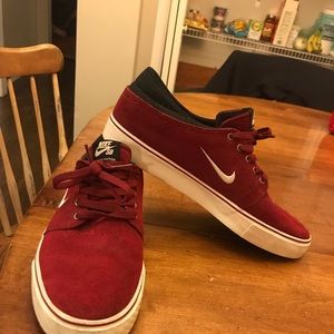 Nike SB Team Edition